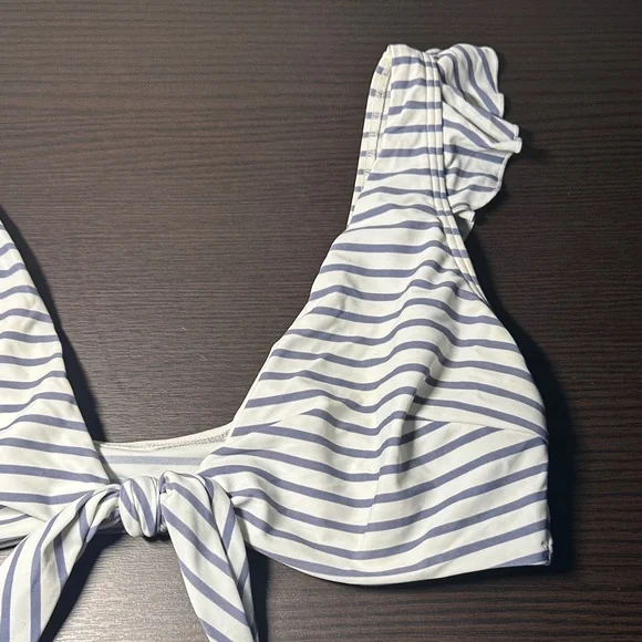 EUC COCOSHIP Grey and White Striped Top w/ Front-Tie Closure ๐ - Picture 6 of 7